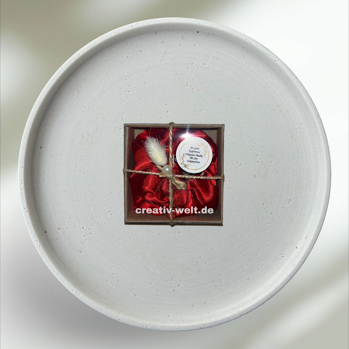 20x Fertig verpackte, verzierte Scrunchies – 3 Farben